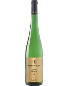 Riesling Smaragd von den Terrassen QbA mit Prädikat aus der Wachau